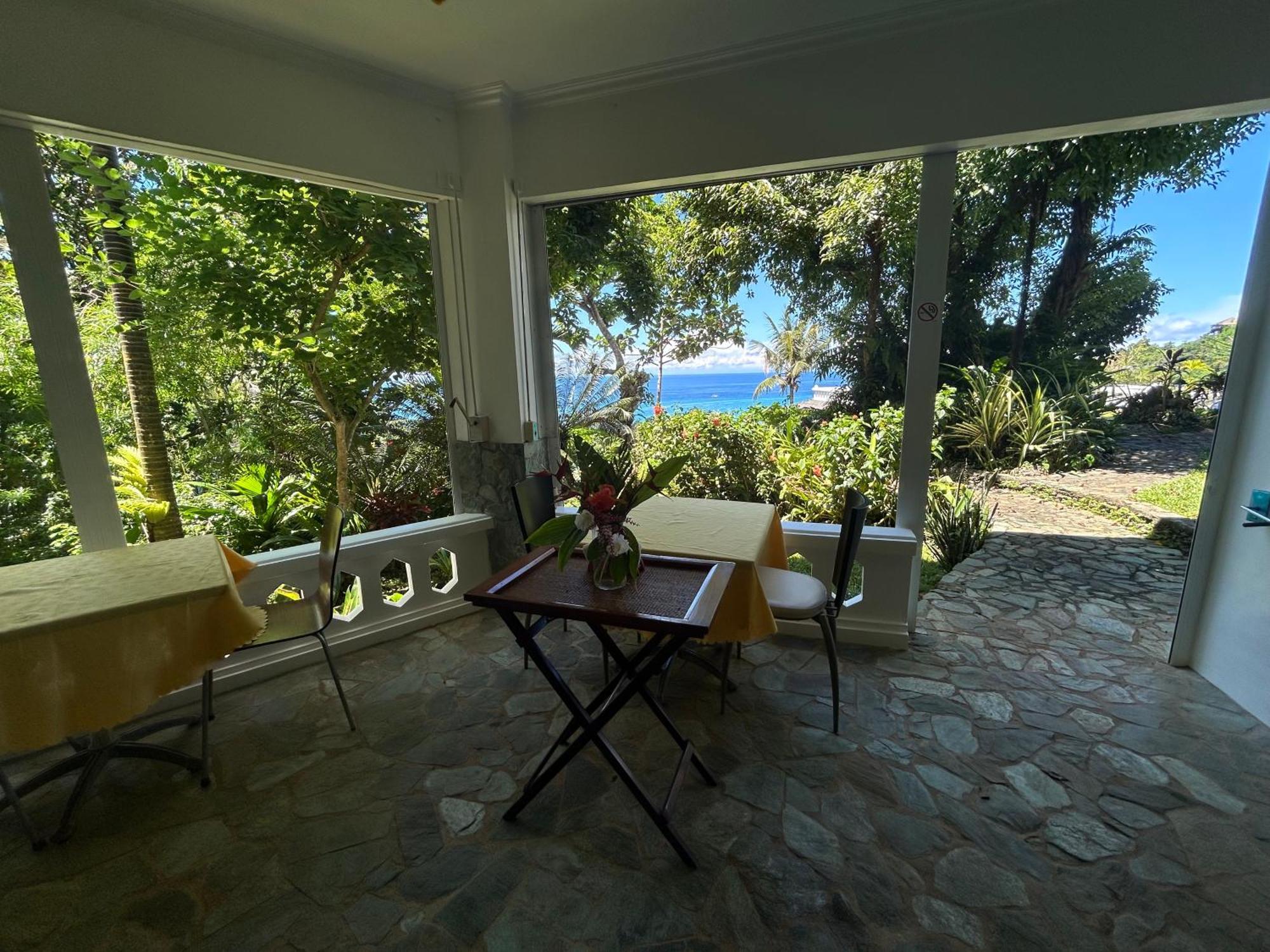 Argonauta Boracay Apartment Suites And Villas Boracay Island Esterno foto