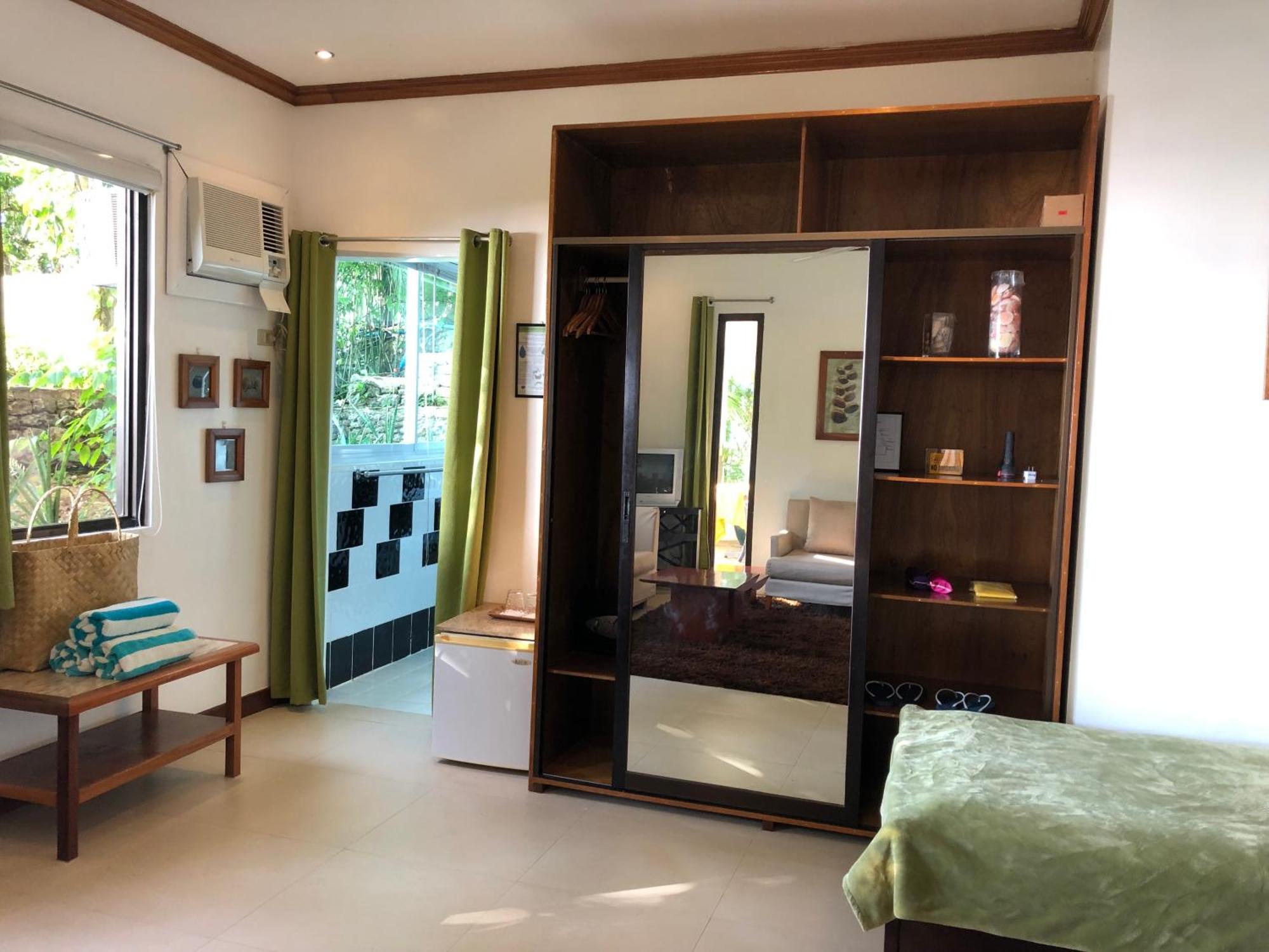 Argonauta Boracay Apartment Suites And Villas Boracay Island Esterno foto